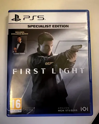 PS5 - 007: First Light - PS5 Game Disc