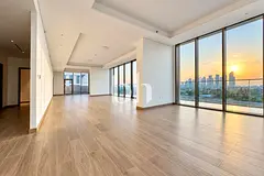 Penthouse | High Floor | Unfurnished