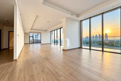 Penthouse | High Floor | Unfurnished