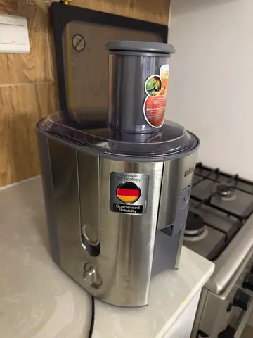Braun stainless steel centrifugal juicer - good working condition, was used 4 times max