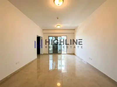 1BR Apartment | Closed Kitchen | Convenient Mall Access
