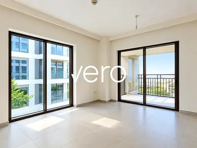 Beach Access | Spacious | Vacant