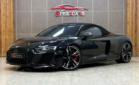 Audi R8 Spyder V10 RWD - Clean Title