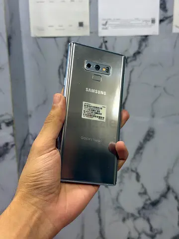 Samsung Galaxy Note 9 - Used, Good Condition, Grey 500 aed
