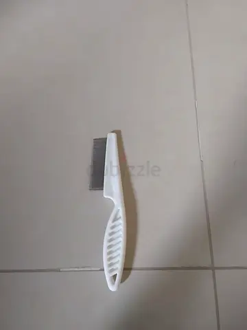 Pet Comb. Brand New. Still in Original Packaging.