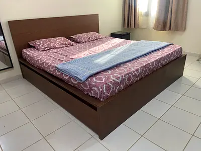 Queen Size Bed with storage facility (Without mattress)