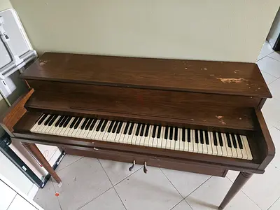 Wellington Piano