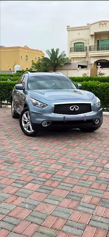 Infiniti QX70 2017 Luxury GCC Specs