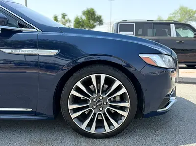2018 Lincoln CONTINENTAL — фото 7