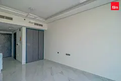 Pool View | Ready To Move | Multiple Cheques