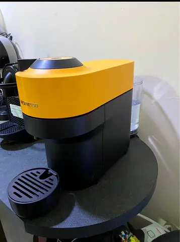 Vurteo Compact Capsule Coffee Machine - Yellow/Black