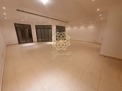4 master bedrooms | Private Garden | Prime Location