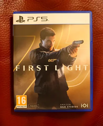 PS5 - 007: First Light Used only once like new