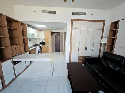 استوديو مفروش | شرفة | إطلالة على وسط المدينة | برج ستارز 2 الفرجان
