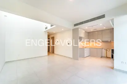 Multiple Cheques | Brand New | Corner Unit