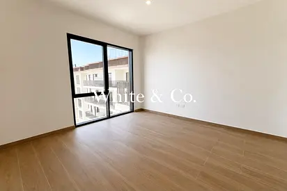 Vacant | Best Priced | Brand New Studio