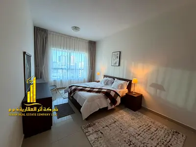 شقة فاخره ثاني ساكن.غرفتين وصالة مع بلكونه مفتوحه .كورنيش عجمان الفزان تاور.للإيجار الشهري. الايجار يشمل الفواتير والإنترنت وموقف