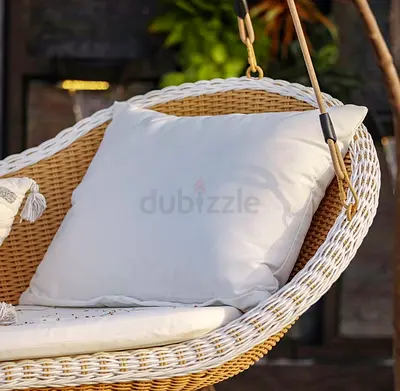 Wicker Hanging Swing Chair with Cushions - excellent Condition - Brand New