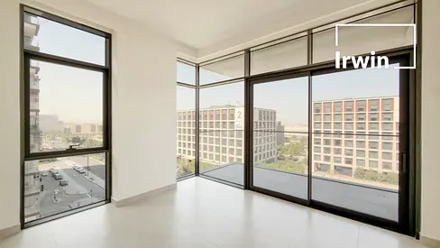 CORNER 2BR | SPACIOUS | BOULEVARD VIEW