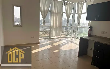 READY TO MOVE !LAVISH APARTMENT! PRIME LOCATION
