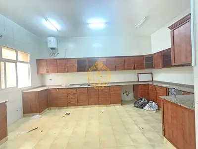 5 Bedrooms Hall Majlies For Rent In Al shamkha city