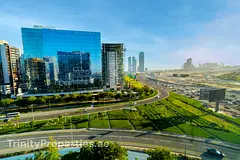 Combined Office | Al Khail Road View | Corner-Unit