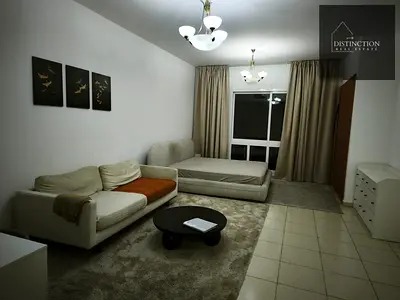 استوديو مابل 2 | JVC | دخول صالة الألعاب الرياضية إلى المسبح