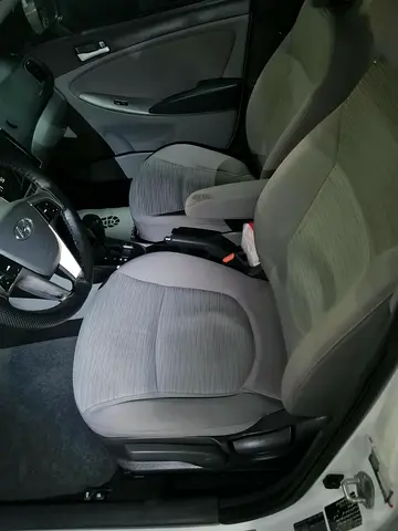 صورة مصغرة 12 لـ 2017 Hyundai ACCENT
