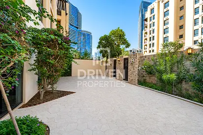 Private Huge Garden | VOT | Burj Khalifa View