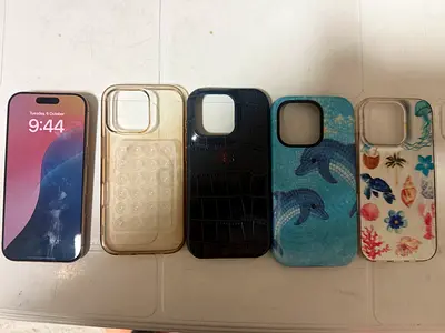 iPhone 16 pro has 256 GB with many covers and without any service messages