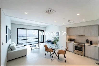 1 BED | VACANT | MID FLOOR | OPEN VIEWS