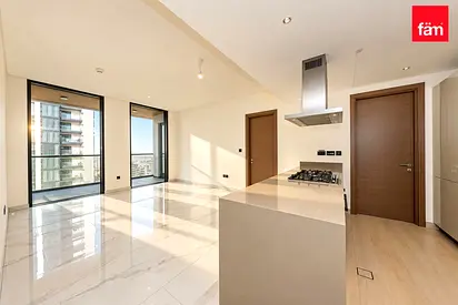 Selling Op | Brand New | Maid & Storage Room