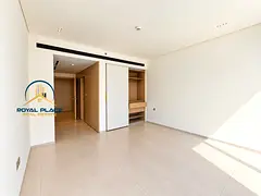 Ready Studio | Brand New | Spacious