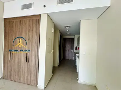 Spacious | Unfurnished | Vacant | Community View