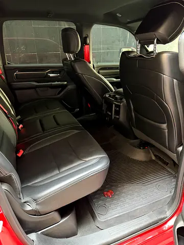 2022 Dodge RAM 1500 — миниатюра 17