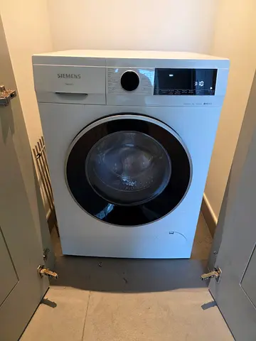 Siemens iq300 9kg New Model washing machine