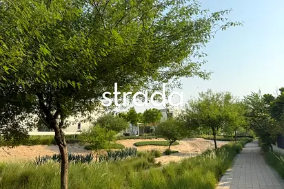 Park Backing | Vacant | Exclusive