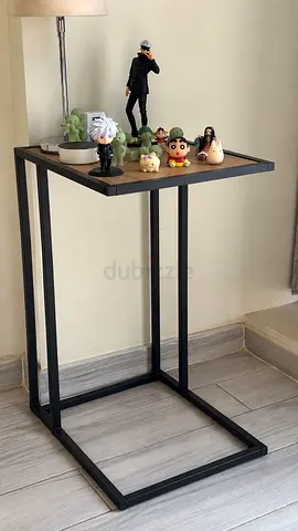 Home Centre Side Table with FREE lamp - 130 AED