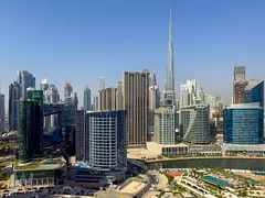 Burj Khalifa and Canal View | High Floor | 4 Cheques