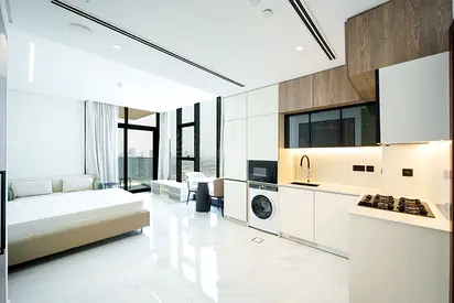 Big Layout | Corner Unit | High Floor |
