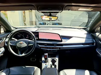 2024 Cadillac XT4 照片 9