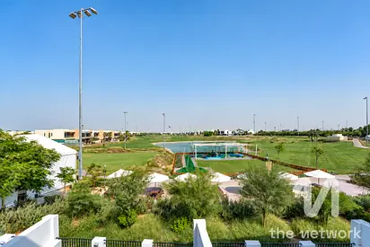 Single Row | Brand New | Golf and Lake View