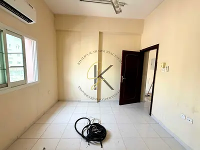 1 BHK APARTMENT FOR FAMILY // NO DEPOSIT // ROAD SIDE BUILDING