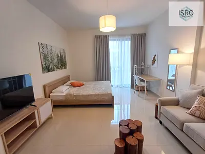 Fully furnished studio with Pool view and gym pool car parking near to city centre zahia