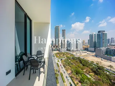 Large layout | Furnished | Park View