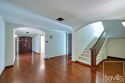 Sought after location | Vacant now | Upgraded