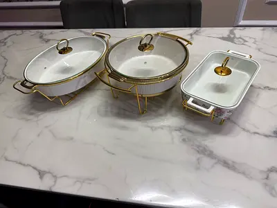 Serving dishes