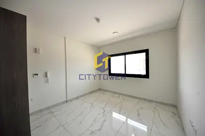 استوديو حديث | مساكن مونسا | إطلالات على المسبح والمدينة
