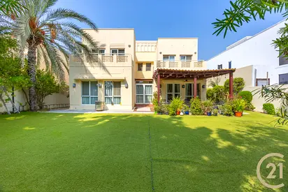 Amazing location | Extended | Vacant Soon