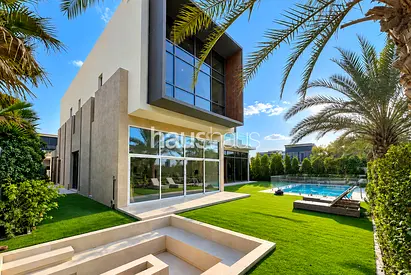 Luxury living | Unfurnished | Available now